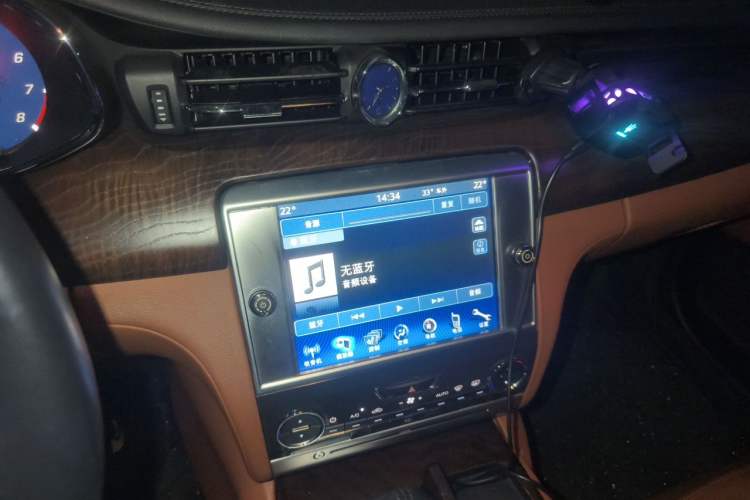 Used Maserati President 2013 3.0T Standard Model Audio And AC Panel