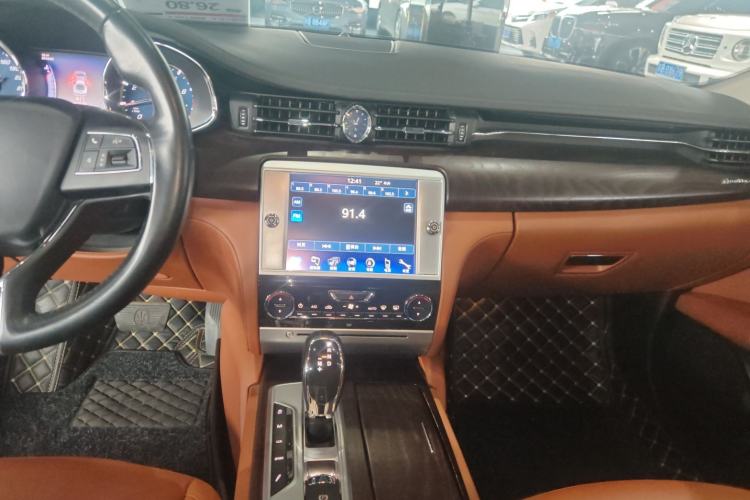 Used Maserati President 2013 3.0T Standard Model Audio And AC Panel