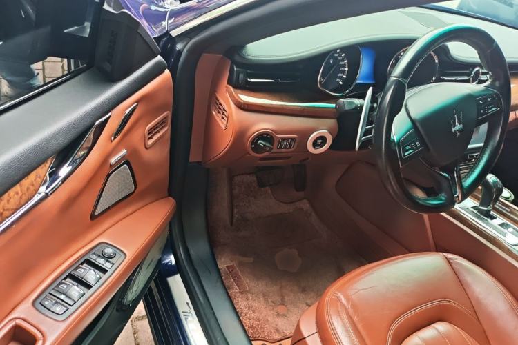 Used Maserati President 2013 3.0T Standard Model Driver Seat