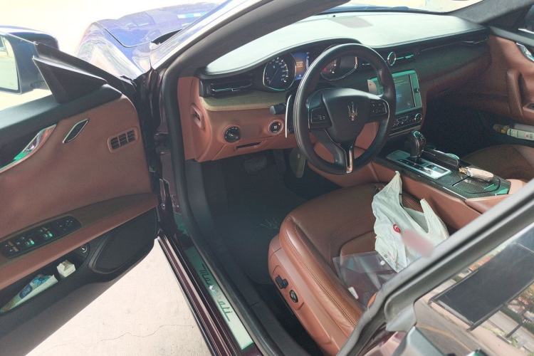 Used Maserati President 2013 3.0T Standard Model Driver Seat