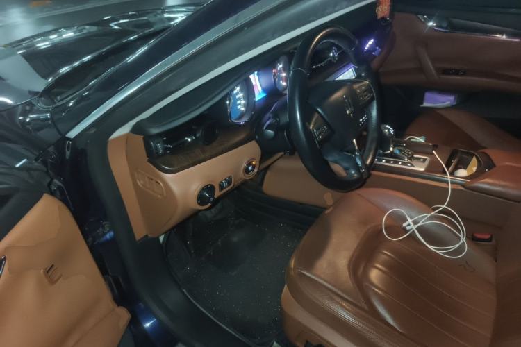 Used Maserati President 2013 3.0T Standard Model Driver Seat