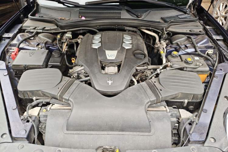 Used Maserati President 2013 3.0T Standard Model Engine Bay