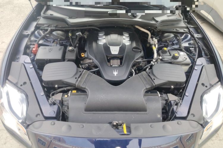 Used Maserati President 2013 3.0T Standard Model Engine Bay