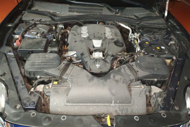 Used Maserati President 2013 3.0T Standard Model Engine Bay