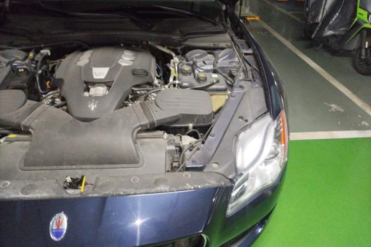 Used Maserati President 2013 3.0T Standard Model Engine Bay Left