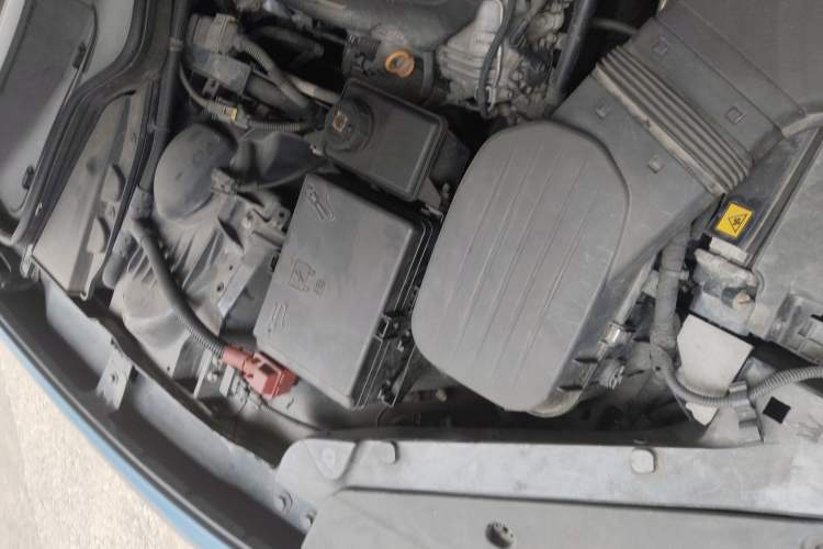 Used Maserati President 2013 3.0T Standard Model Engine Bay Right