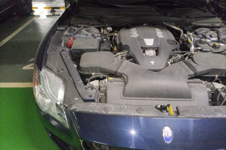 Used Maserati President 2013 3.0T Standard Model Engine Bay Right