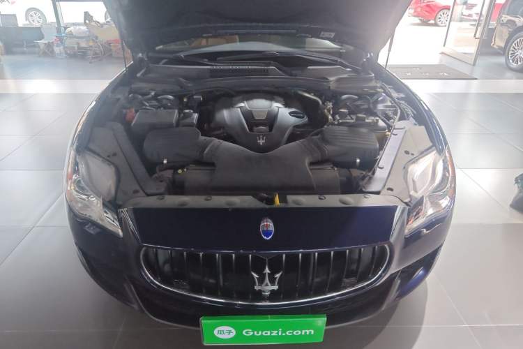 Used Maserati President 2013 3.0T Standard Model Engine Bay