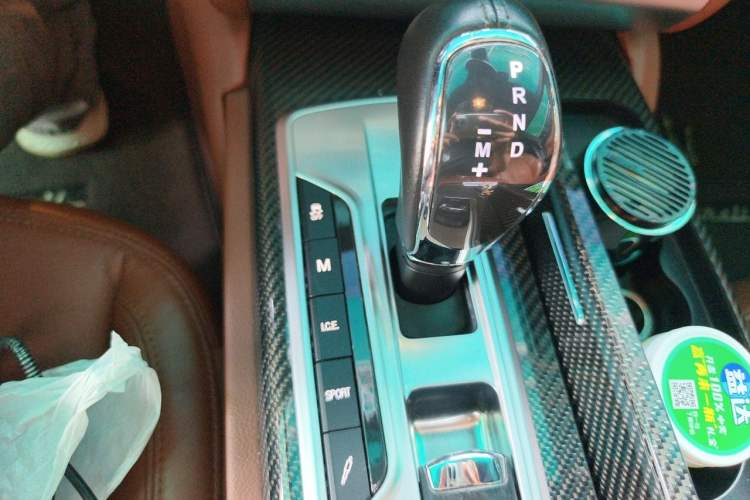Used Maserati President 2013 3.0T Standard Model Gear Lever