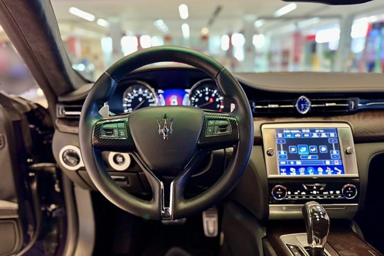 Used Maserati President 2013 3.0T Standard Model Interior 10