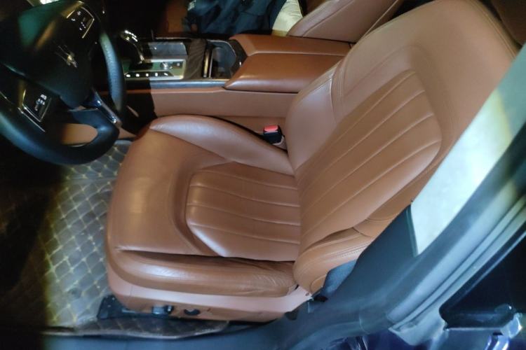 Used Maserati President 2013 3.0T Standard Model Left Front Seat