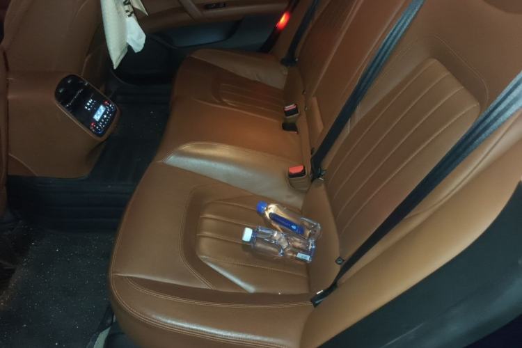 Used Maserati President 2013 3.0T Standard Model Left Rear Seat