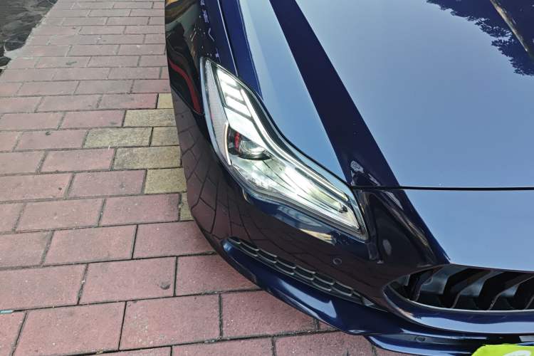 Used Maserati President 2013 3.0T Standard Model Right Front Headlight