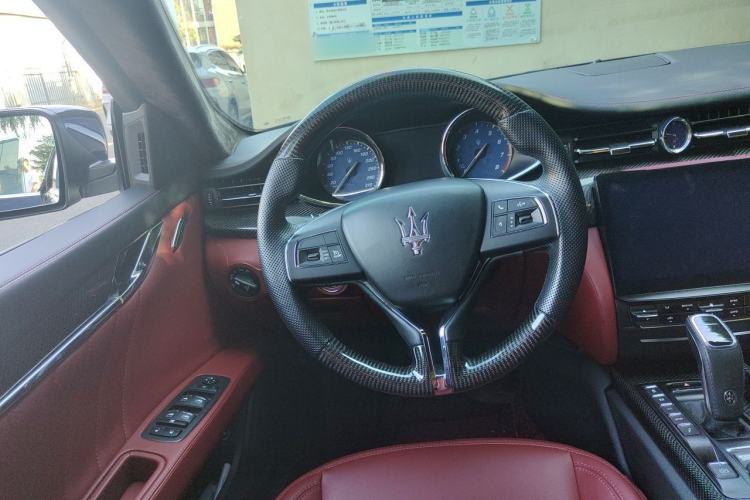 Used Maserati President 2013 3.0T Standard Model Steering Wheel