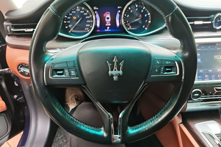 Used Maserati President 2013 3.0T Standard Model Steering Wheel