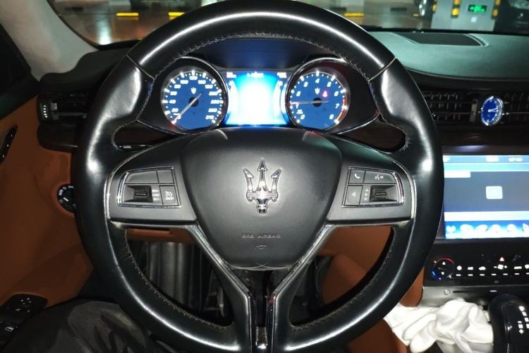Used Maserati President 2013 3.0T Standard Model Steering Wheel