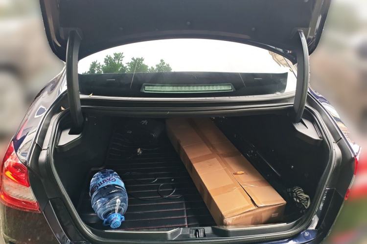 Used Maserati President 2013 3.0T Standard Model Trunk