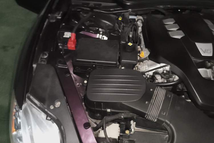 Used Maserati President 2013 3.0T Standard Model Engine Bay Right
