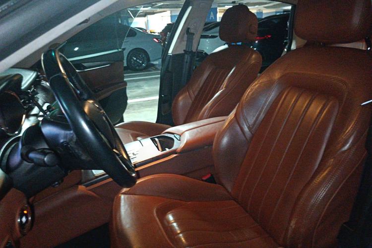 Used Maserati President 2013 3.0T Standard Model Left Front Seat