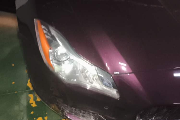 Used Maserati President 2013 3.0T Standard Model Right Front Headlight