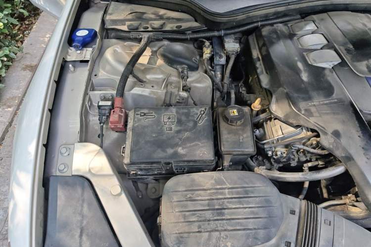 Used Maserati President 2013 3.0T Standard Model Engine Bay Right