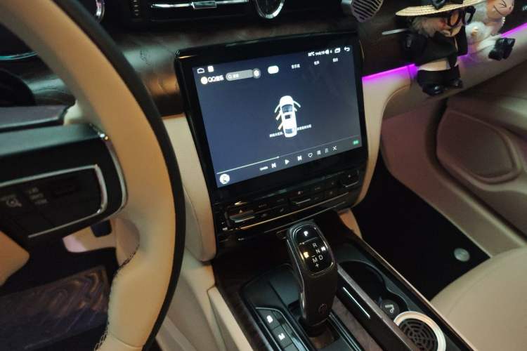 Used Maserati President 2013 3.0T Standard Model Audio And AC Panel