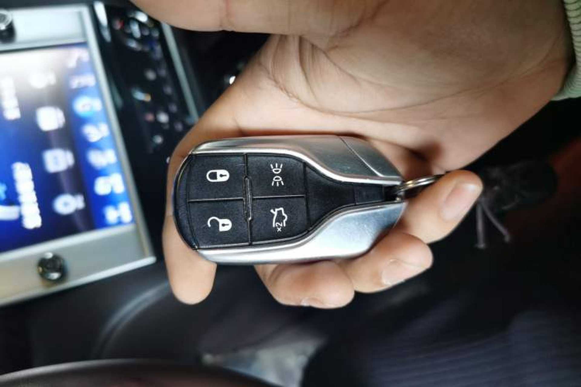 Used Maserati President 2013 3.0T Standard Model Interior 1
