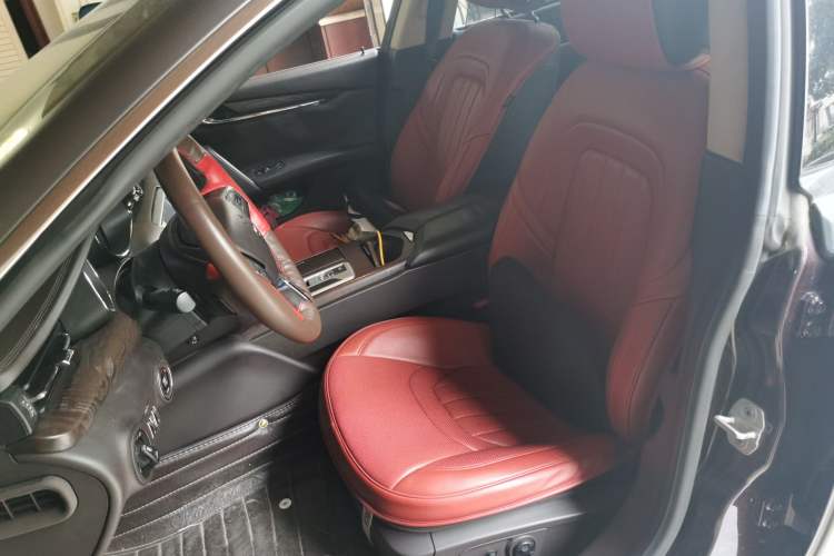 Used Maserati President 2013 3.0T Standard Model Left Front Seat