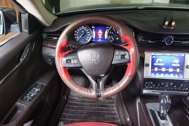 Used Maserati President 2013 3.0T Standard Model Steering Wheel