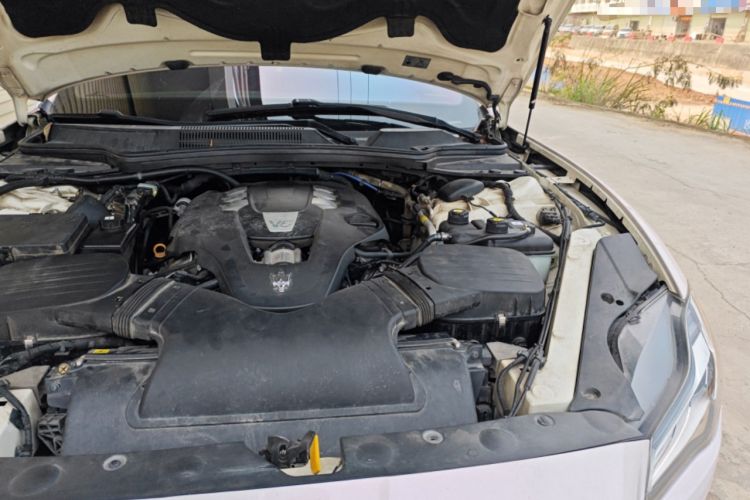 Used Maserati President 2013 3.0T Standard Model Engine Bay Left