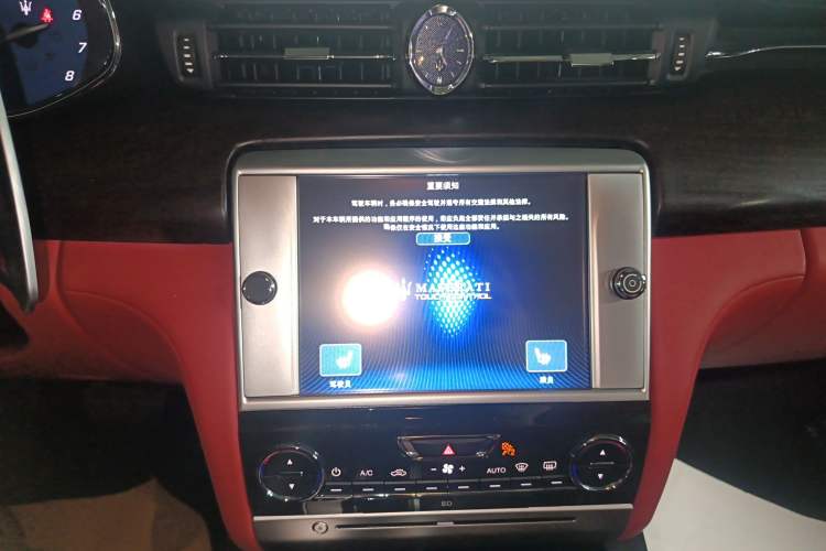 Used Maserati President 2013 3.0T Standard Model Audio And AC Panel