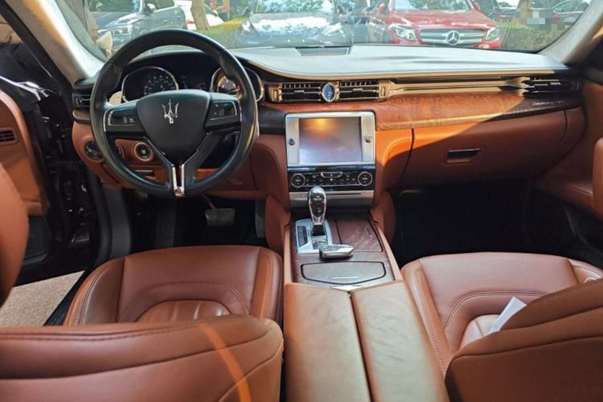 Used Maserati President 2013 3.8T Standard Model Center Console