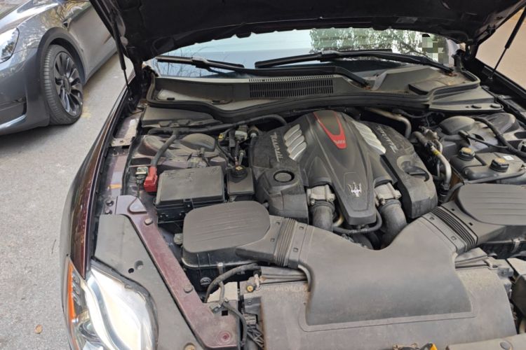 Used Maserati President 2013 3.8T Standard Model Engine Bay Right