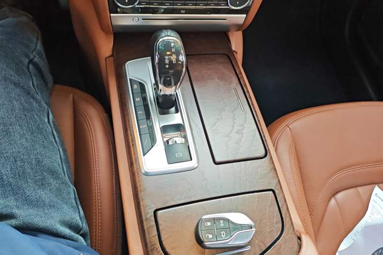 Used Maserati President 2013 3.8T Standard Model Gear Lever