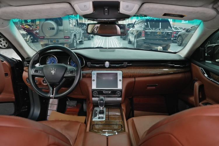 Used Maserati President 2013 3.8T Standard Model Interior 2