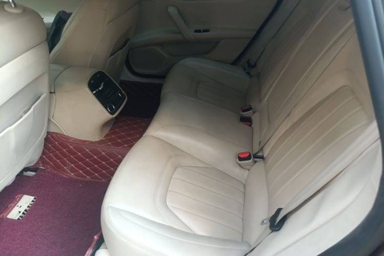 Used Maserati President 2013 3.0T Standard Model Left Rear Seat