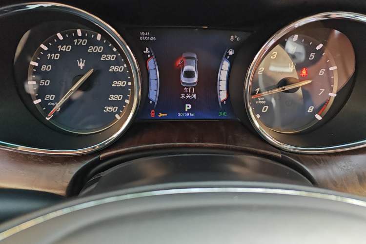 Used Maserati President 2013 3.8T Standard Model Odometer Close Up