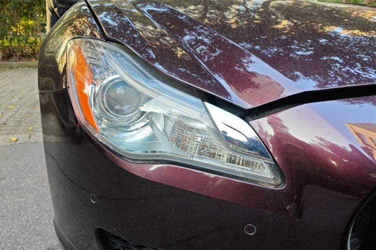 Used Maserati President 2013 3.8T Standard Model Right Front Headlight