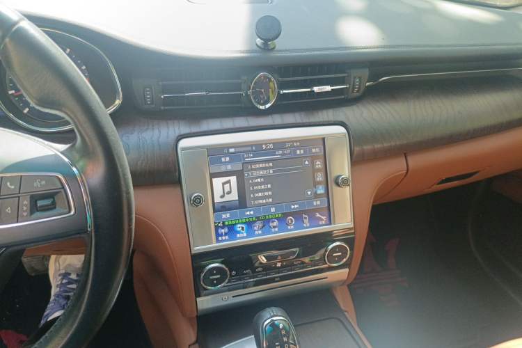 Used Maserati President 2013 3.0T Standard Model Audio And AC Panel
