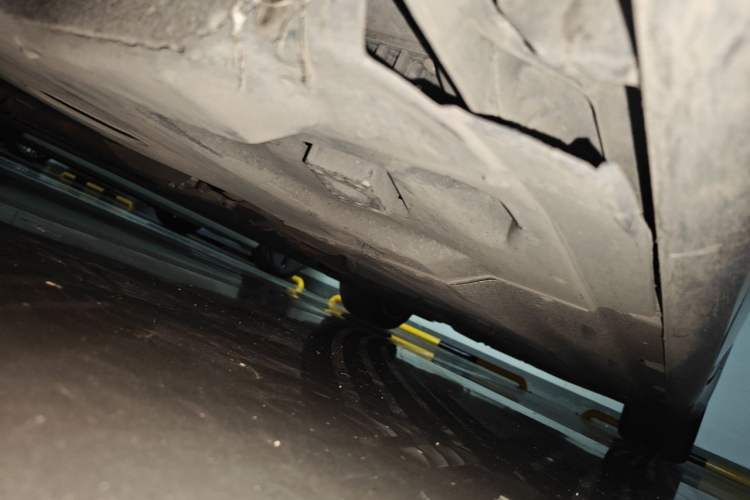 Used Maserati President 2013 3.0T Standard Model Chassis Front Left