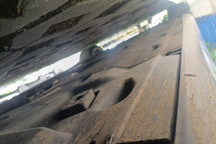 Used Maserati President 2013 3.0T Standard Model Chassis Front Right