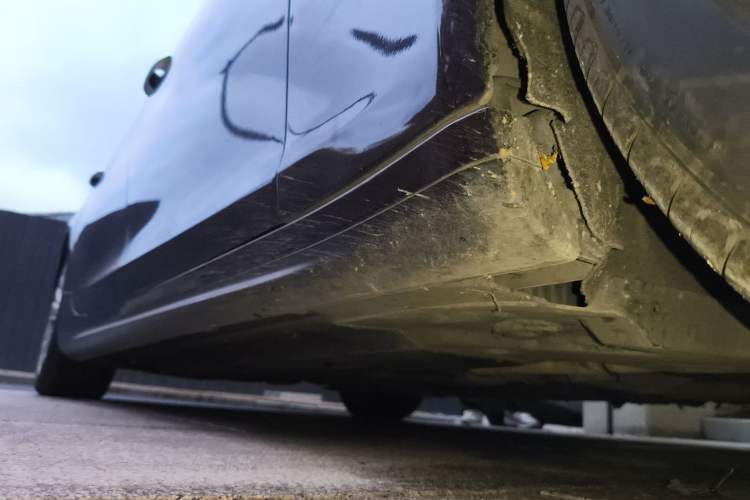 Used Maserati President 2013 3.0T Standard Model Chassis Front Right