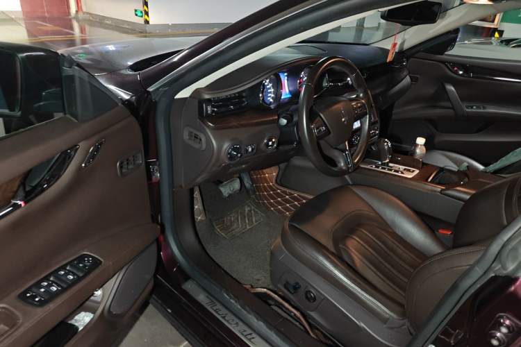 Used Maserati President 2013 3.0T Standard Model Driver Seat