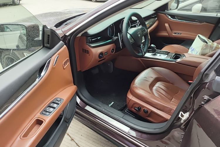 Used Maserati President 2013 3.0T Standard Model Driver Seat
