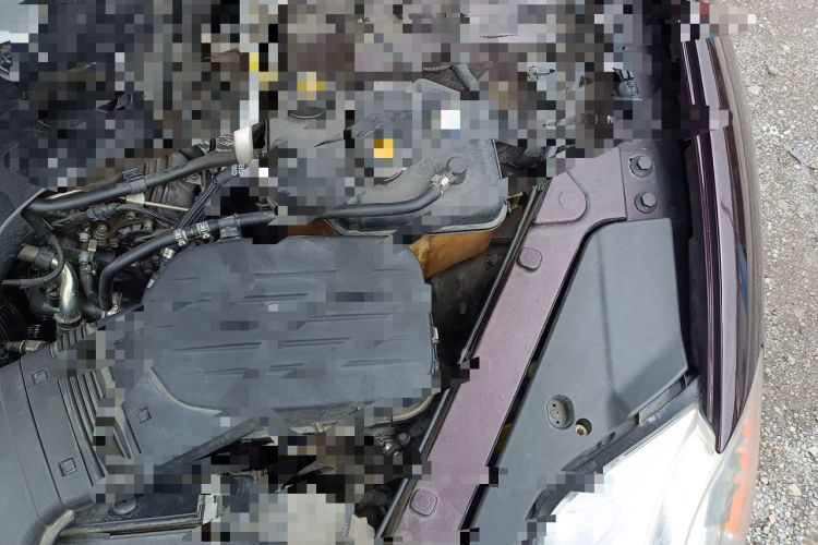 Used Maserati President 2013 3.0T Standard Model Engine Bay Left