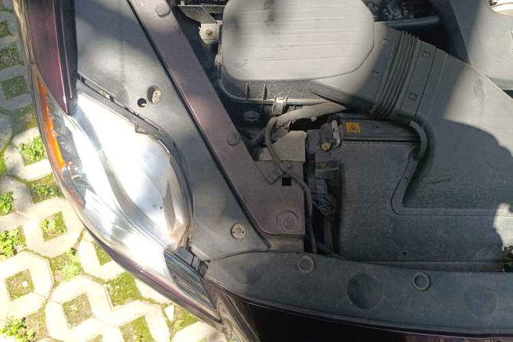 Used Maserati President 2013 3.0T Standard Model Engine Bay Right