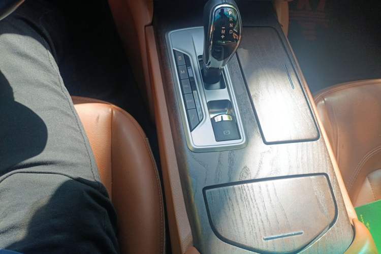 Used Maserati President 2013 3.0T Standard Model Gear Lever