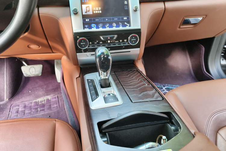 Used Maserati President 2013 3.0T Standard Model Gear Lever
