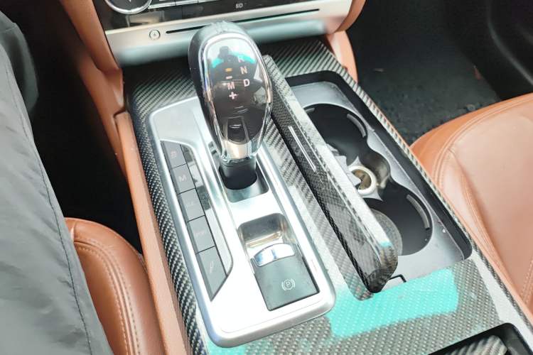 Used Maserati President 2013 3.0T Standard Model Gear Lever