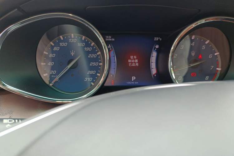 Used Maserati President 2013 3.0T Standard Model Instrument Cluster